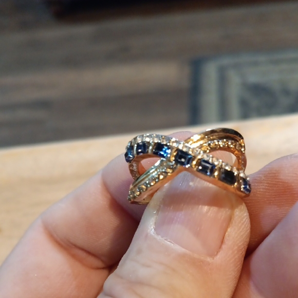 Jewelry - Elegant Gold and Blue Gemstone Ring